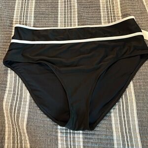 NWT Old Navy Women’s 3x hi waisted swim bottoms